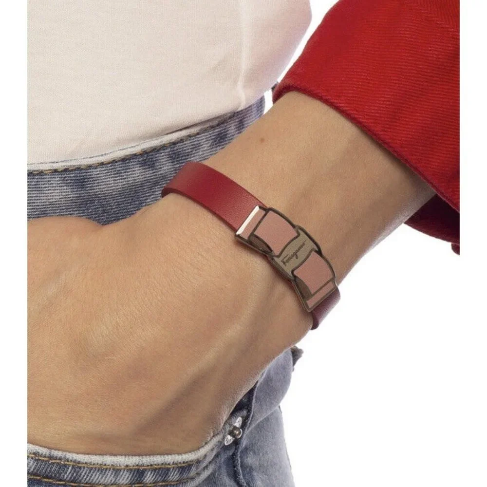 Ferragamo Red Leather  FERRAGAMO BRACELET WITH LOGO New In Box - Picture 4 of 12